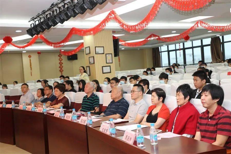武汉市人大代表宋文涛建议:加快智慧港口与航道建设,提升港口枢纽能级
