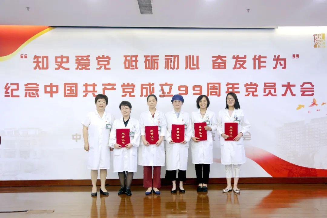 自然卷女孩逃生